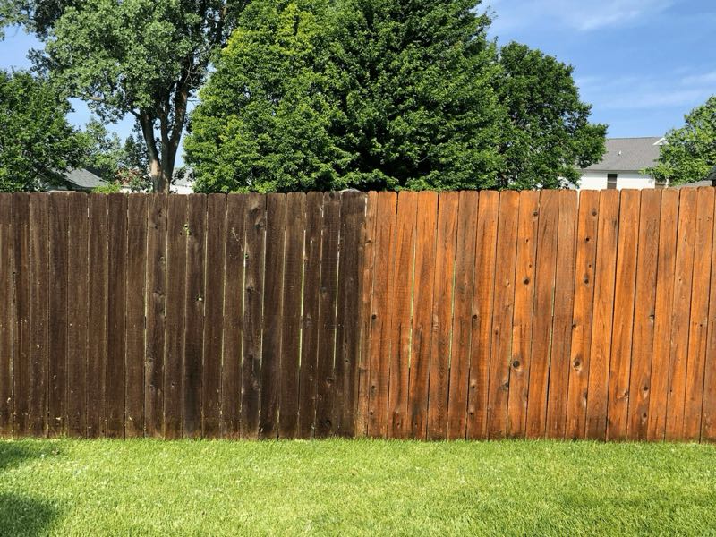 Fence Staining near Westlake